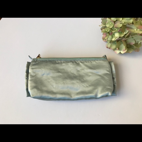 J.CREW SATIN BOW CLUTCH - Picture 3 of 5